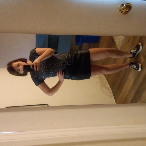 Blue crop top - Picture 2 of 2